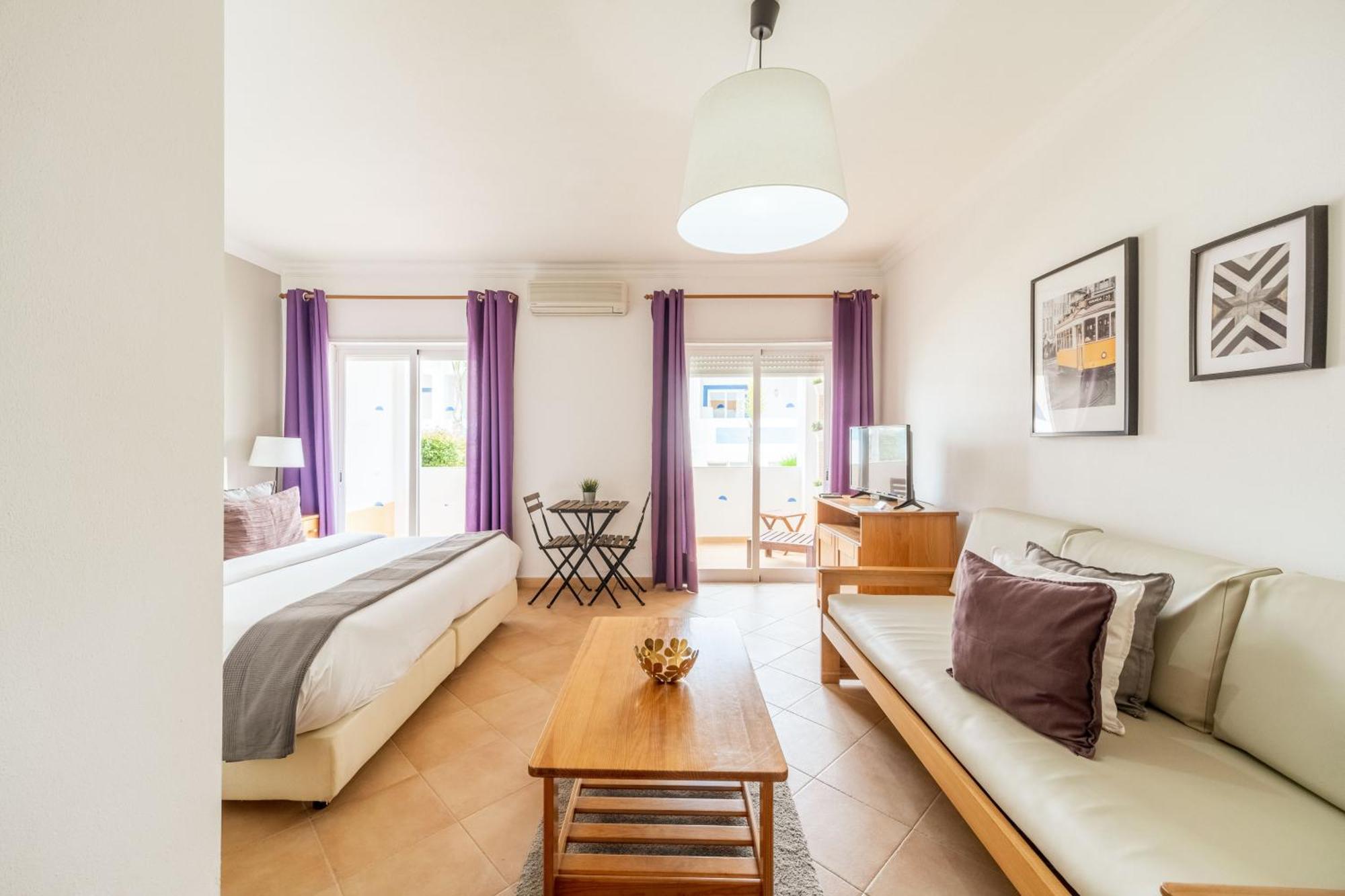 Senhora da Luz Oasis Beach Apartments חדר תמונה
