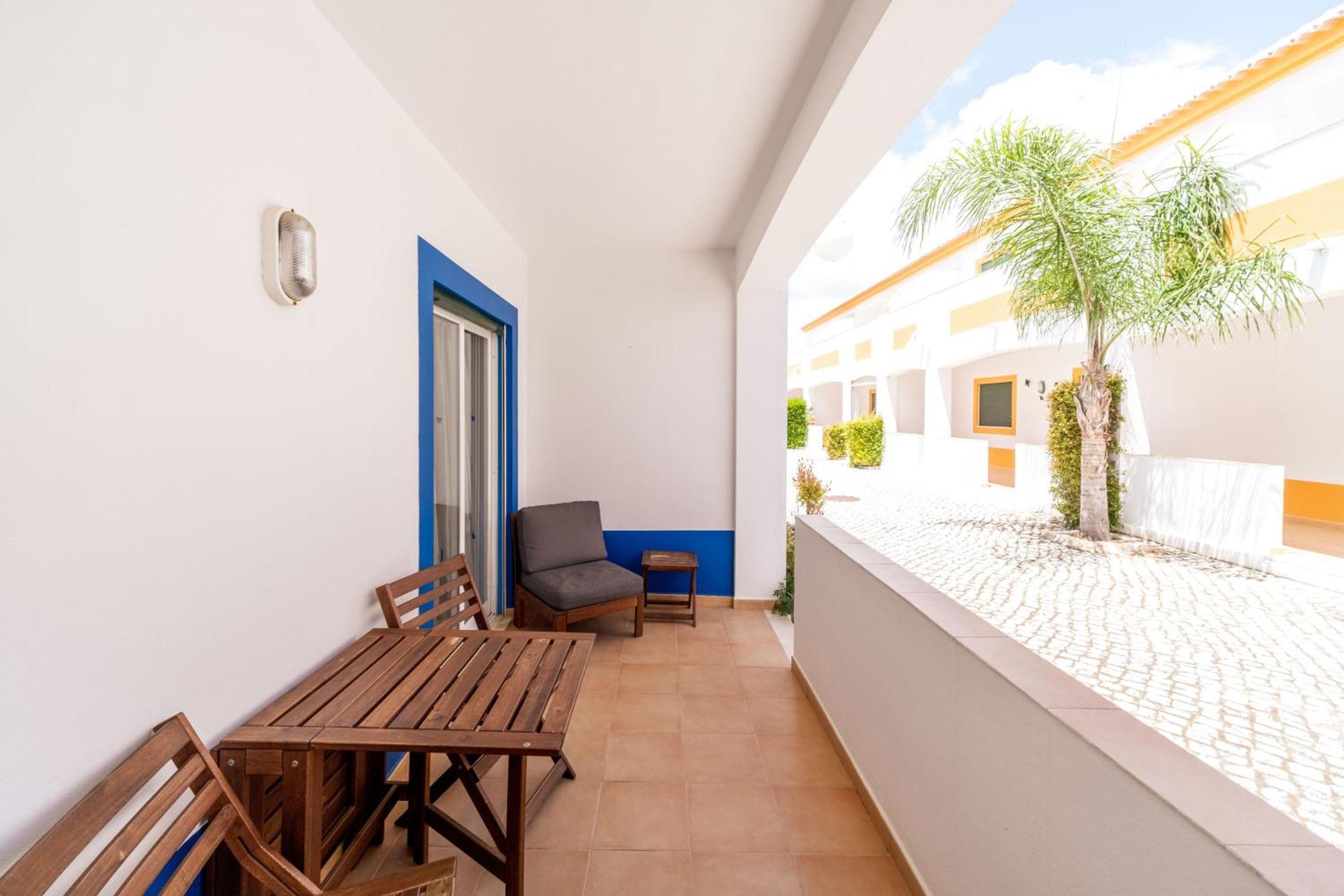 Senhora da Luz Oasis Beach Apartments חדר תמונה