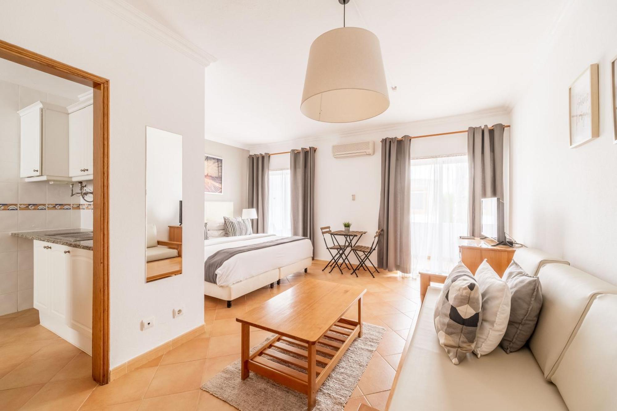 Senhora da Luz Oasis Beach Apartments חדר תמונה