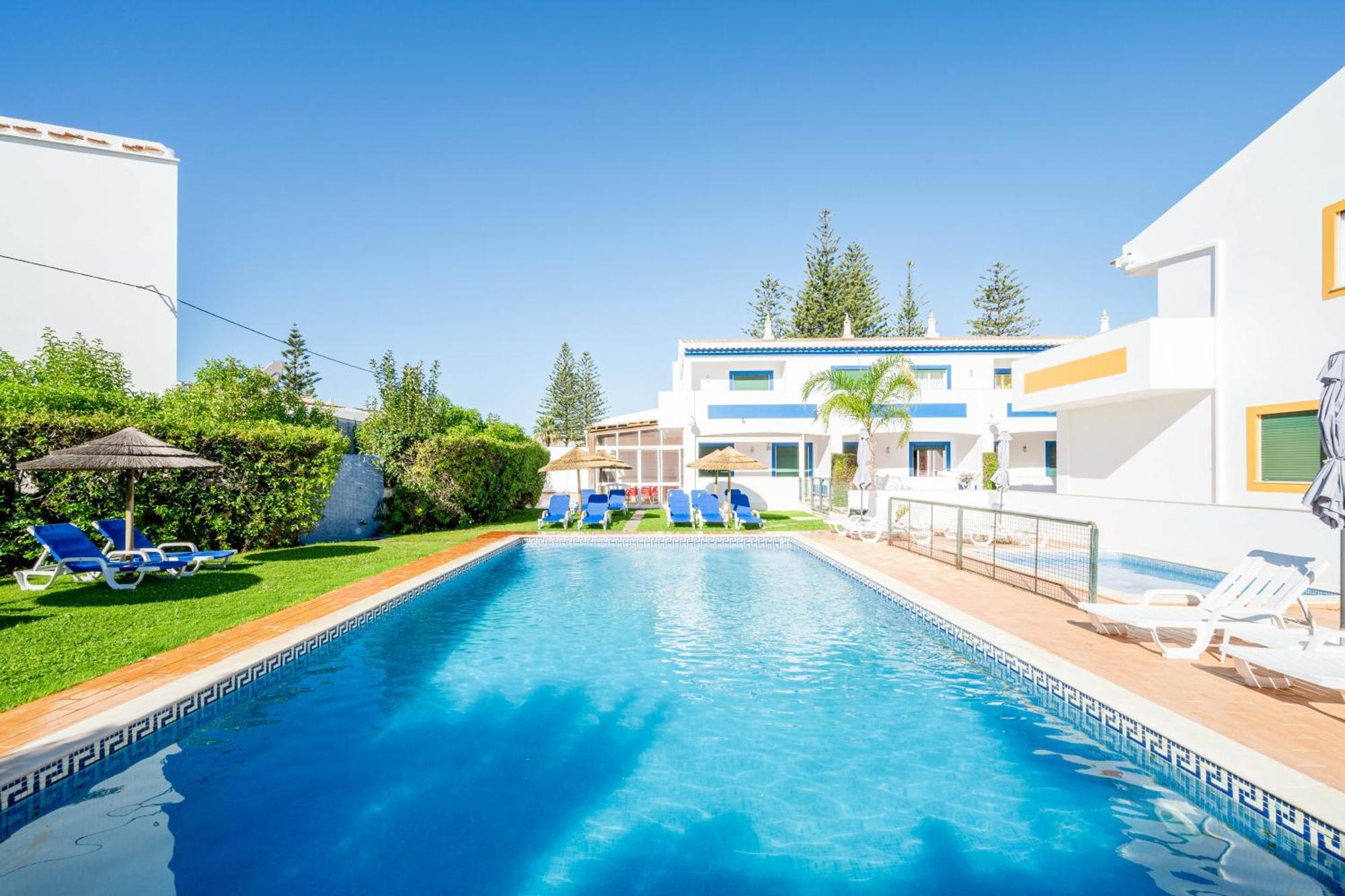 Senhora da Luz Oasis Beach Apartments מראה חיצוני תמונה