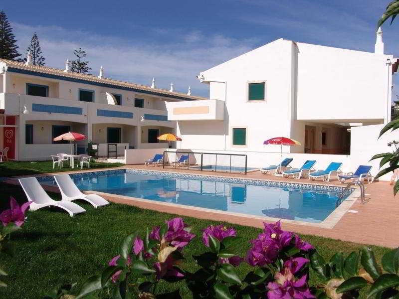 Senhora da Luz Oasis Beach Apartments מראה חיצוני תמונה